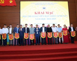 KHAI MẠC HỘI THI GIÁO VIÊN GIỎI CẤP HUYỆN NĂM HỌC 2024-2025 NGÀNH GIÁO DỤC VÀ ĐÀO TẠO HUYỆN ĐIỆN BIÊN ĐÔNG